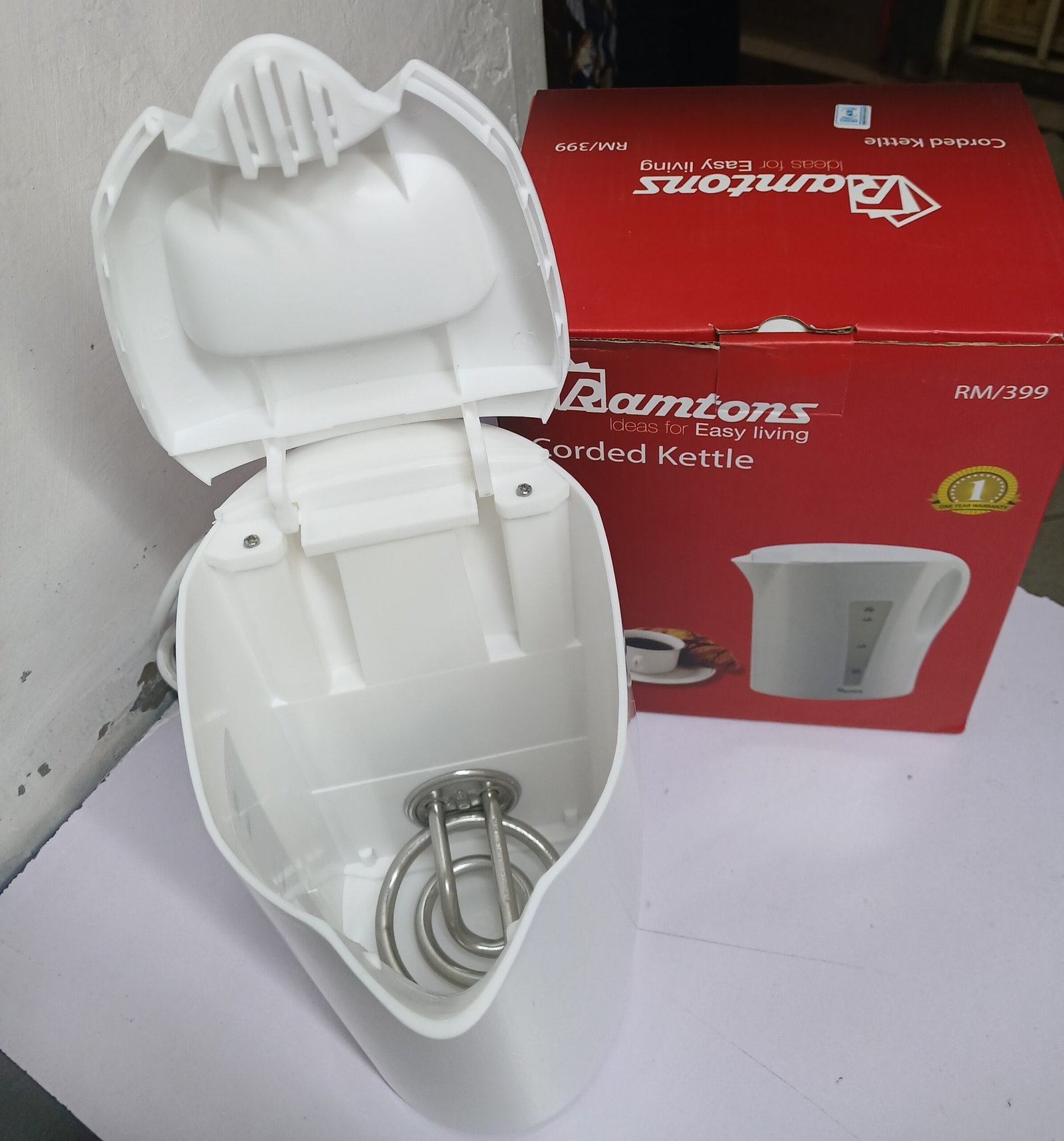 Alternative view of Ramtons RM/399 Corded Electric Kettle – 1.7L Fast-Boil Water Heater